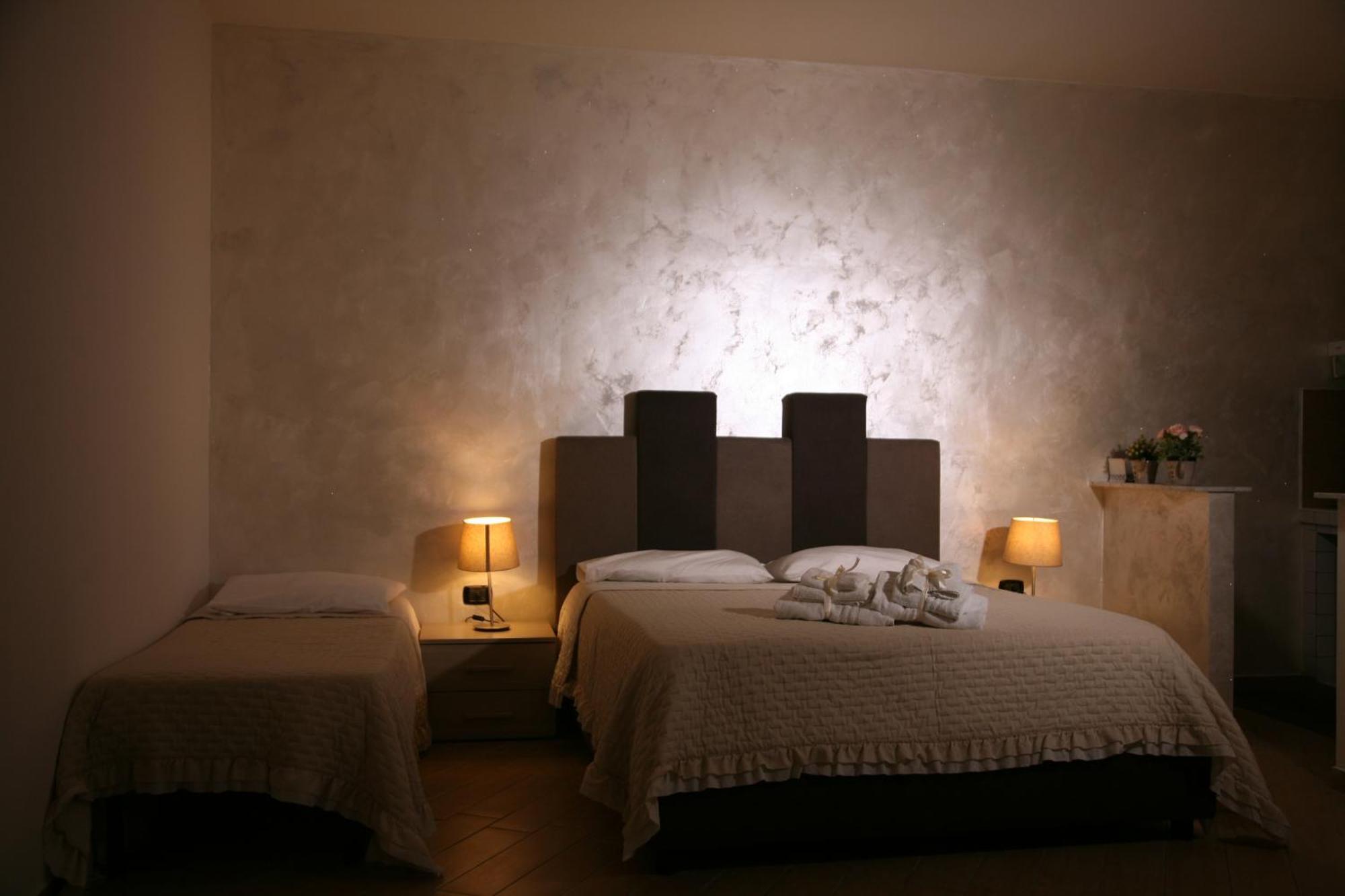 Dimora Portanolana Hotel Наполи Екстериор снимка