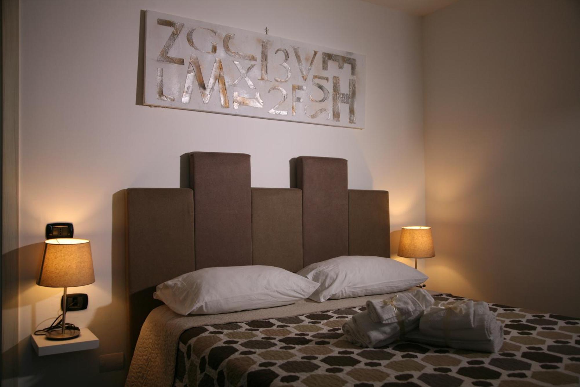 Dimora Portanolana Hotel Наполи Екстериор снимка
